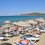 Pigale Отель